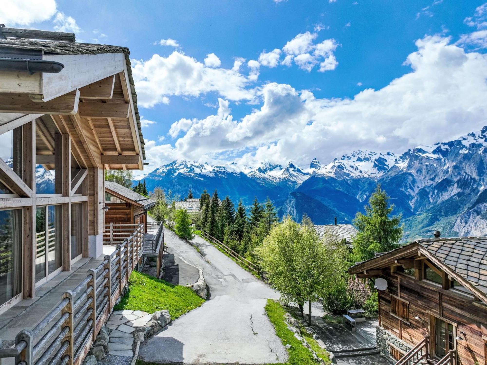 Chalet Chalet Jadi By Interhome Нендаз Екстериор снимка