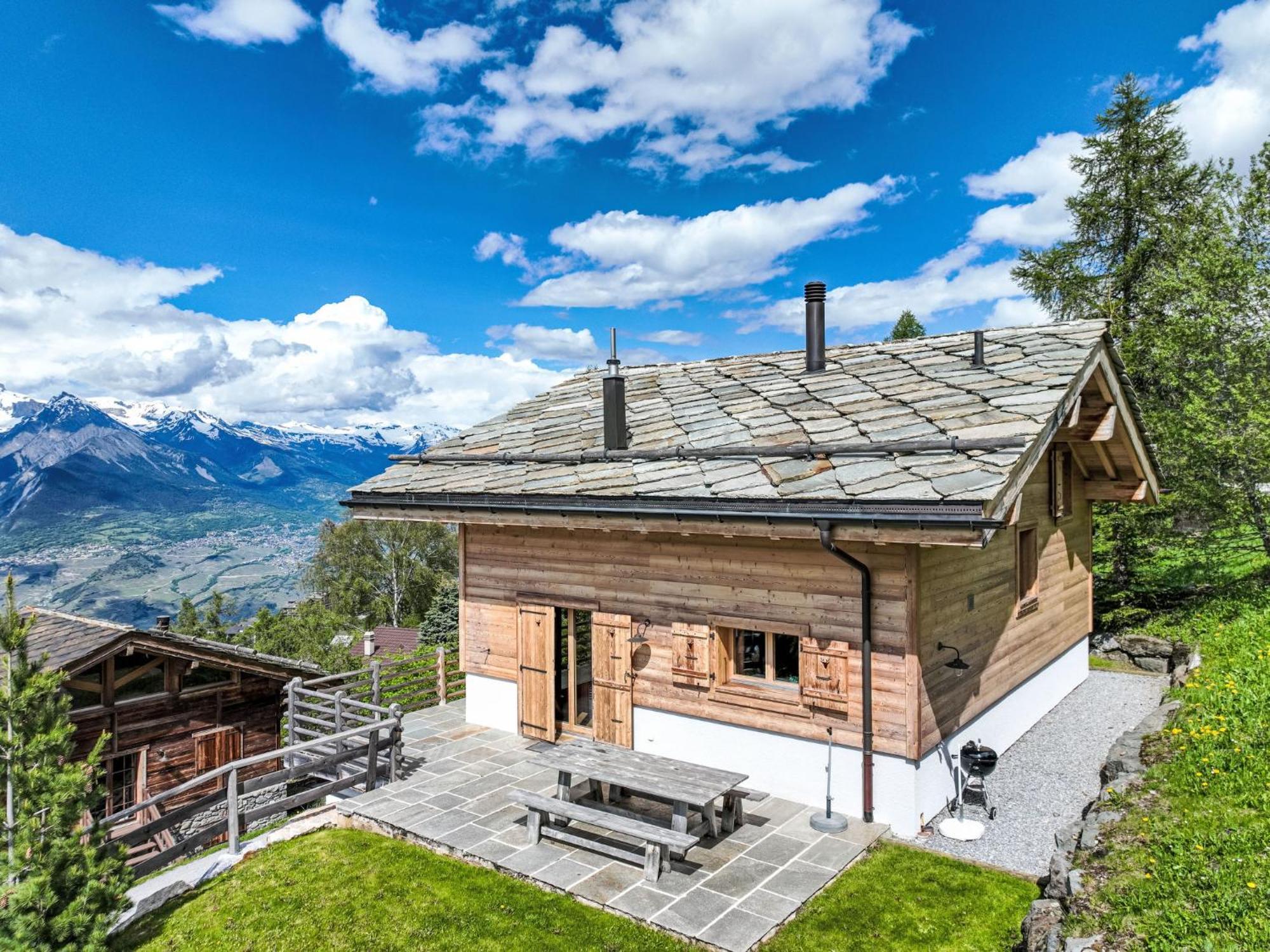 Chalet Chalet Jadi By Interhome Нендаз Екстериор снимка
